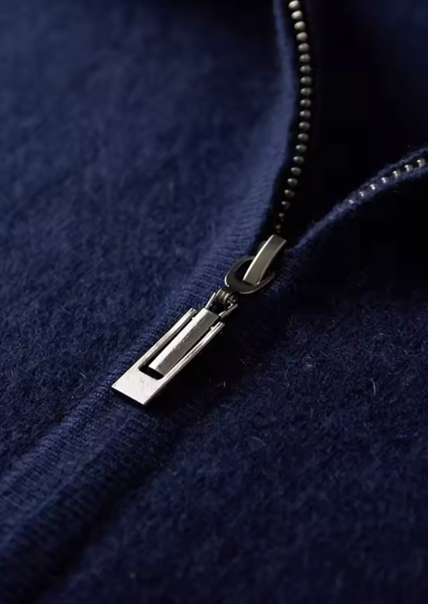 100% CASHMERE TRACKSUIT - Image 4