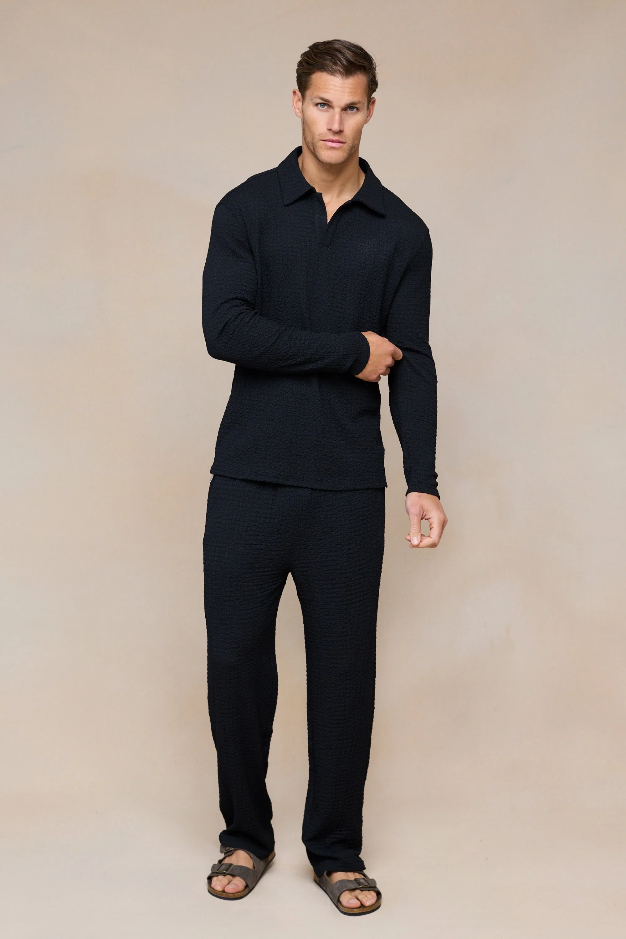 Artie Ruched Textured Trouser - Black - Image 5