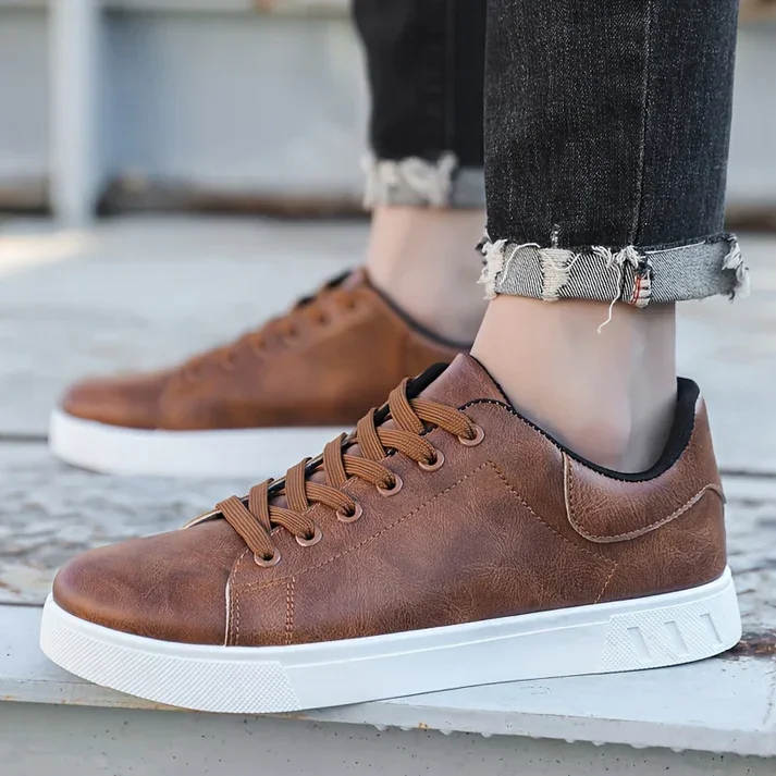 Knox Sneakers